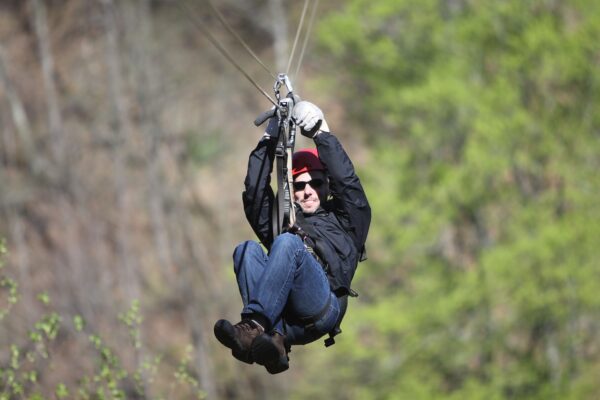 zip line, adventure, outdoor-896830.jpg